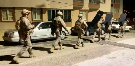 Yozgat&rsquo;ta uyuşturucu operasyonu: 4 g&ouml;zaltı
