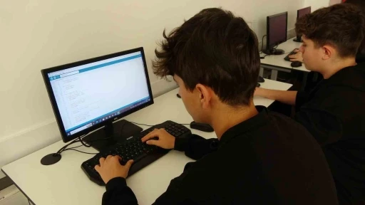 Yozgatlı gen&ccedil;ler ileri teknoloji ile geleceğe hazırlanıyor
