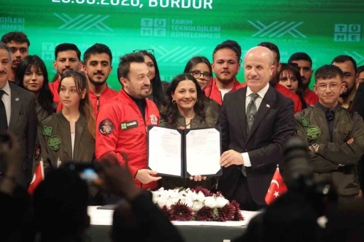 Y&uuml;ksek&ouml;ğretim Kurulu Başkanı Erol &Ouml;zvar: "Gen&ccedil; &ccedil;ift&ccedil;i adaylarının yetişmesine katkı sunacağız"
