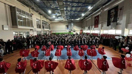 Y&uuml;ksekova&rsquo;da 23 Nisan Ulusal Egemenlik ve &Ccedil;ocuk Bayramı kutlandı
