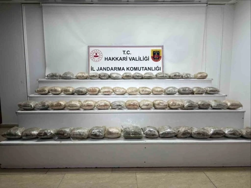Yüksekova’da 34 kilo kubar esrar ele geçirildi

