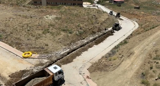 Yüksekova’da doğalgaz çalışmaları hız kesmiyor: 5 mahalle doğalgaza kavuşuyor
