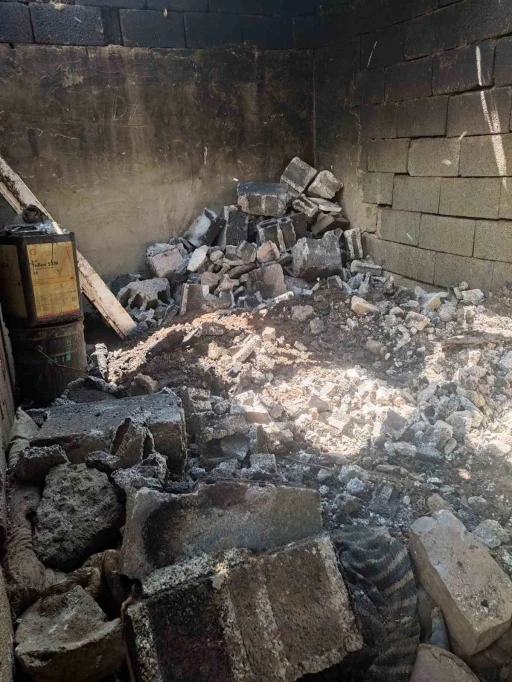 Y&uuml;ksekova&rsquo;da odunluk ve garaj yangını
