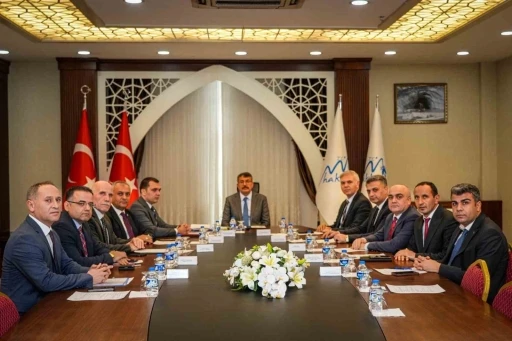 Y&uuml;ksekova OSB&rsquo;de altyapı &ccedil;alışmaları y&uuml;zde 46&rsquo;yı aştı
