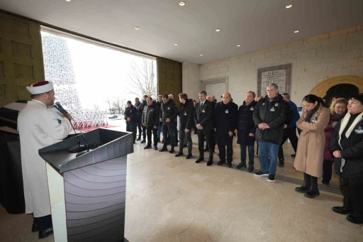 Y&uuml;ksel Ok&ccedil;uoğlu i&ccedil;in T&uuml;praş Stadyumu&rsquo;nda t&ouml;ren d&uuml;zenlendi

