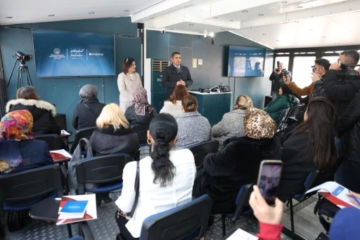 Y&uuml;kselen kadınlar girişimcilik tırı D&uuml;zce&rsquo;de
