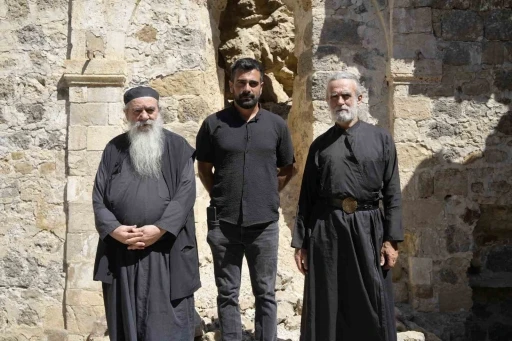 Yunan keşişlerden Gümüşhane’deki Hutura Kilisesi’ne ziyaret
