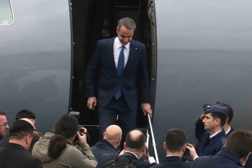 Yunanistan Başbakanı Mi&ccedil;otakis, Cumhurbaşkanı Erdoğan ile g&ouml;r&uuml;şmek &uuml;zere Ankara&rsquo;da
