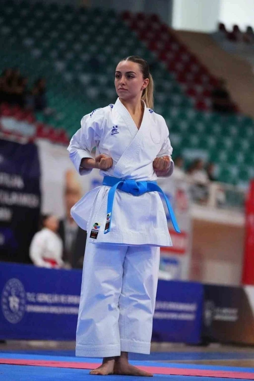 Y&uuml;ntaş Spor Kul&uuml;b&uuml; Sporcuları Mili Takıma se&ccedil;ildi
