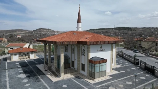 Yunus Emre Cami açılış için gün sayıyor
