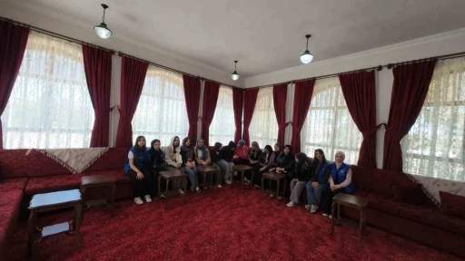 Yunus K&uuml;lt&uuml;r ve Sanat Haftası&rsquo;nda Mihalı&ccedil;&ccedil;ık&rsquo;ta &rsquo;Yunus&rsquo;un Yolu&rsquo; etkinliği
