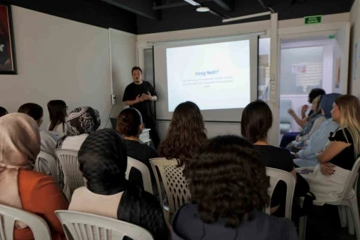 Yunusemre Belediyesinden &ouml;ğrencilere "Sınav Kaygısı Y&ouml;netimi" semineri
