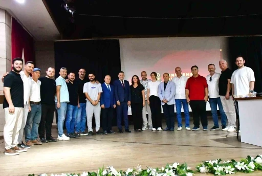 Yunusemre Belediyespor’da Bülent Kanik güven tazeledi
