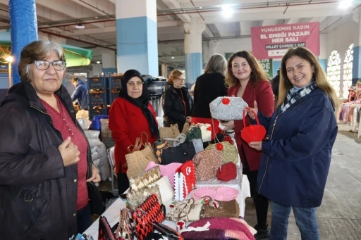 Yunusemre&rsquo;de 14 Şubat temalı "Kadın El Emeği Pazarı" kuruldu
