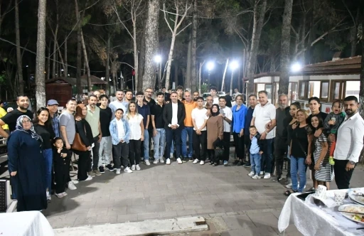 Yunusemre’de şampiyonluk coşkusu birlik ve beraberlikle taçlandı
