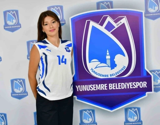 Yunusemre genç orta oyuncu Esennur Atay’ı transfer etti
