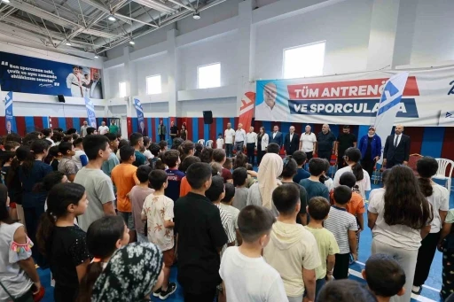 Y&uuml;reğir Belediyesi yaz spor okulları coşkuyla başladı
