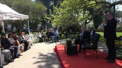 Yürüyen Köşk’teki söyleşide 100 yaşının üzerindeki anıt ağaçlar ele alındı
