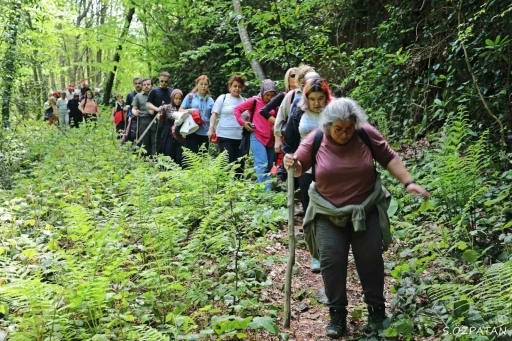 Y&uuml;zlerce Zonguldaklı ertelenen geziyle Harmankaya&rsquo;yı keşfetti
