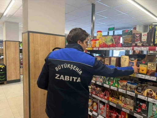 Zabıta ekipleri 9 bin 592 işyerinde denetim ger&ccedil;ekleştirdi
