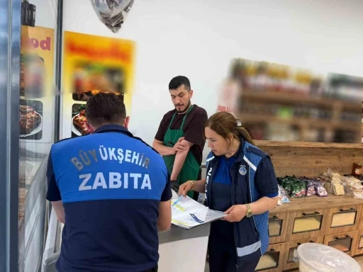 Zabıta ekipleri bayram &ouml;ncesi denetimlerini sıklaştırdı
