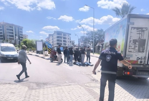 Zabıtadan hayat kurtaran m&uuml;dahale
