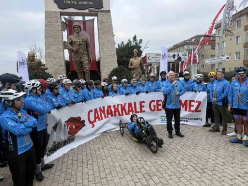 Zaferin 111&rsquo;inci yılında, 5&rsquo;i paralimpik 50 sporcu pedal &ccedil;evirdi
