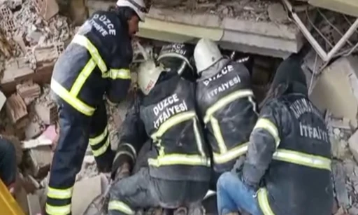 Zamanla yarıştılar, yaşananları hi&ccedil; unutmadılar
