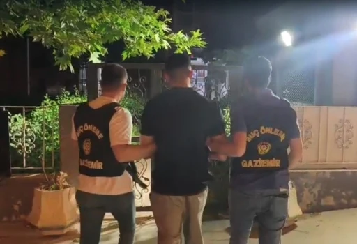 Zehir tacirine &ccedil;atı katı operasyonu

