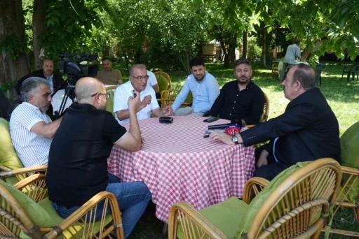 Zeki Eker: &quot;Muşspor’un 2. Lig’e yükselmesi 35 yıllık hasreti sona erdirdi&quot;
