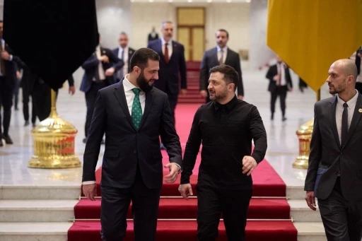 Zelenskiy: "Ukrayna, Suriye ve T&uuml;rkiye&rsquo;nin bir araya geldiği &uuml;&ccedil;l&uuml; bir g&ouml;r&uuml;şme yapıldı"
