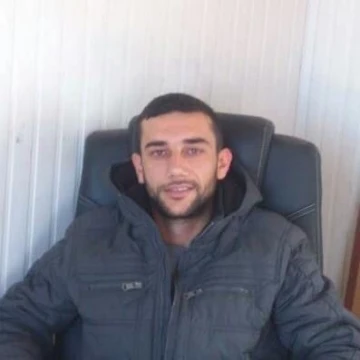 Zeytinlikte tartıştığı komşusunu silahla &ouml;ld&uuml;rd&uuml;
