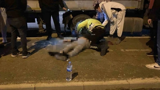 Zincirleme kaza: 1 &ouml;l&uuml;, 1 yaralı
