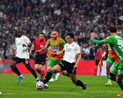 Ziraat T&uuml;rkiye Kupası: Beşiktaş: 1 - Corendon Alanyaspor: 0 (İlk yarı)
