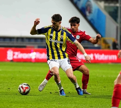 Ziraat T&uuml;rkiye Kupası: Beyoğlu Yeni &Ccedil;arşı: 0 - Fenerbah&ccedil;e: 0 (İlk yarı)
