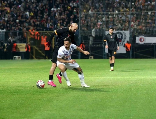 Ziraat T&uuml;rkiye Kupası: Fethiyespor: 0 - Galatasaray: 0 (İlk yarı)
