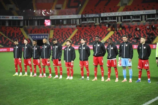 Ziraat T&uuml;rkiye Kupası: Gaziantep FK: 0 - Kocaelispor: 0 (İlk yarı)
