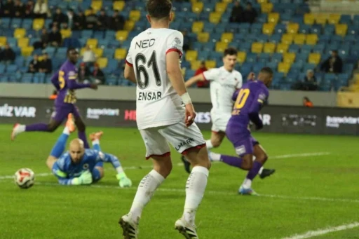 Ziraat T&uuml;rkiye Kupası: Gen&ccedil;lerbirliği: 2 - Ey&uuml;pspor: 2
