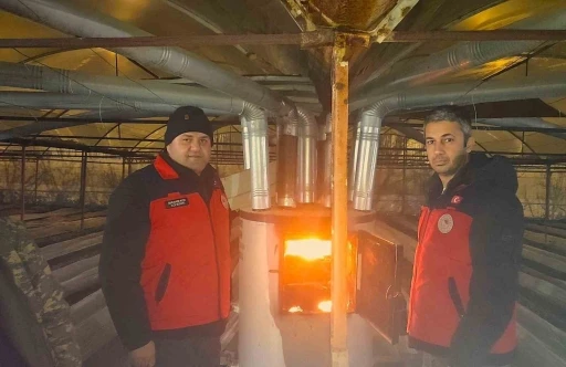 Zirai don ile m&uuml;cadele s&uuml;r&uuml;yor
