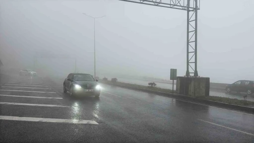 Zonguldak&rsquo;ta etkili olan sis g&ouml;r&uuml;ş mesafesini d&uuml;ş&uuml;rd&uuml;
