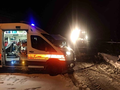 Zonguldak&rsquo;ta kar nedeniyle 81 k&ouml;y yolu ulaşıma kapandı
