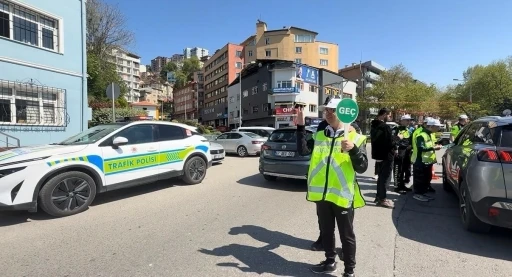 Zonguldak&rsquo;ta &ouml;zel bireylerden trafik denetimi
