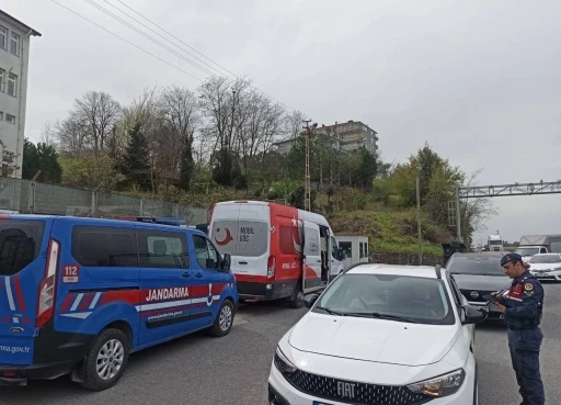 Zonguldak’ta polis ve jandarmanın denetimleri sürüyor

