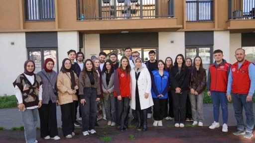 Zonguldak&rsquo;ta &uuml;niversite &ouml;ğrencileri geleceğe mektup yazdı
