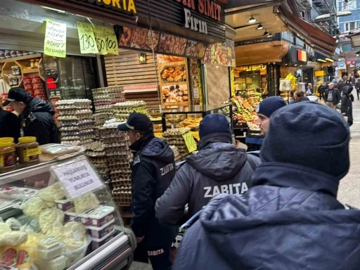Zonguldak&rsquo;ta zabıtadan &rsquo;kaldırım işgali&rsquo; denetimi
