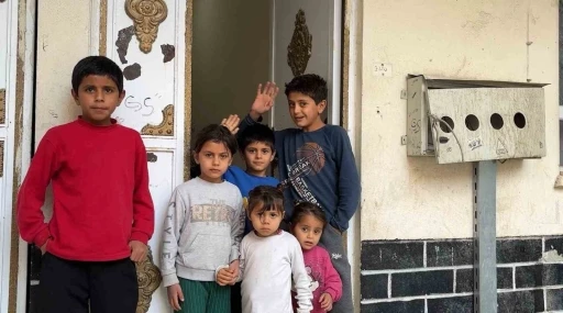 Zor şartlarda yaşayan 6 yetim çocuklu aile için yeni bir hayat başladı
