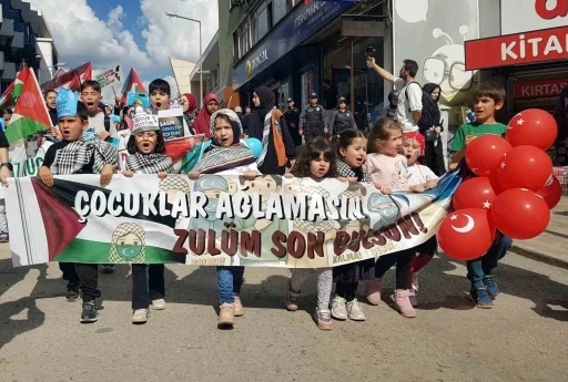Zulmün karşısında çocukların vicdanı yürüdü
