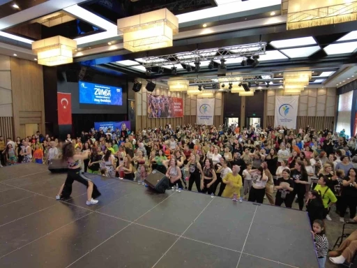 Zumba tutkunları Merkezefendi&rsquo;de buluşacak
