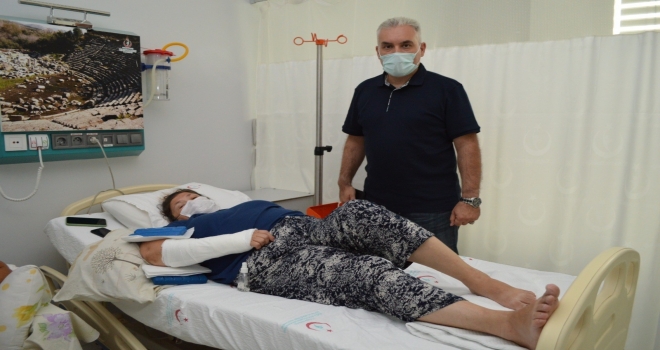 Muğladaki Yangınlarda Yaralanan İki Kişinin Tedavisi Sürüyor