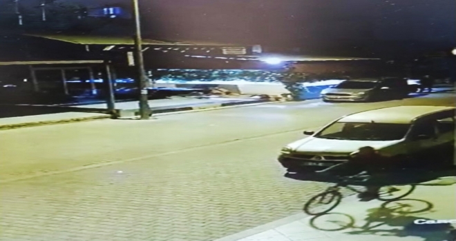 Menteşede Bisiklet Hırsızlığı G&uuml;venlik Kamerasına Yansıdı
